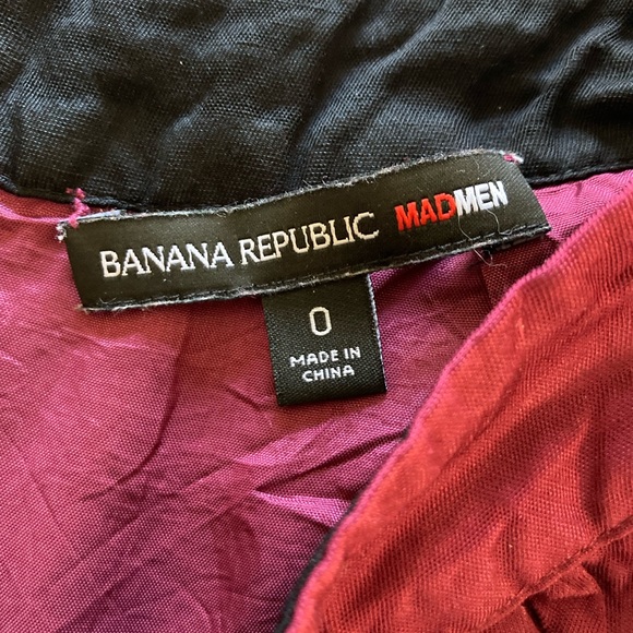 Banana Republic Magenta Skirt size 0 - Picture 3 of 3
